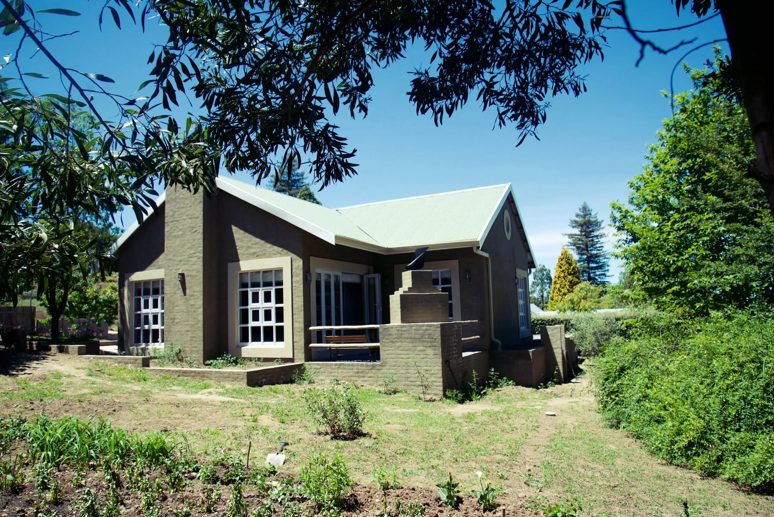 Mon's Garden property